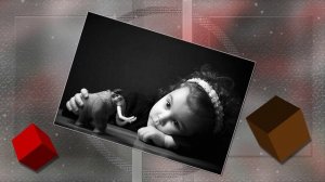 Она просто поворачивала лицо к объективу.mp4