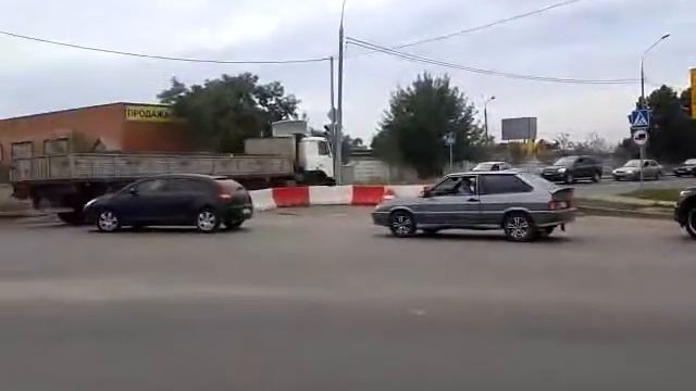 Подъездная дорога в Жуковском перекрыта смотреть онлайн