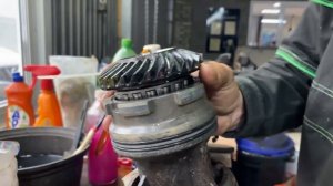 Ремонт угловой поворотно откидной колонки Volvo Penta