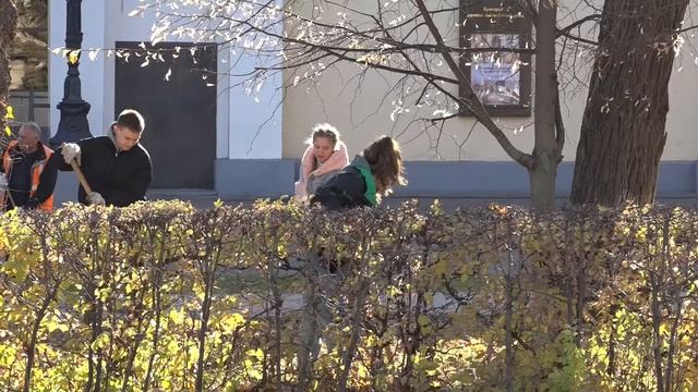 В Кузнецке месячник по благоустройству завершился субботником. Октябрь 2021 год. смотреть онлайн