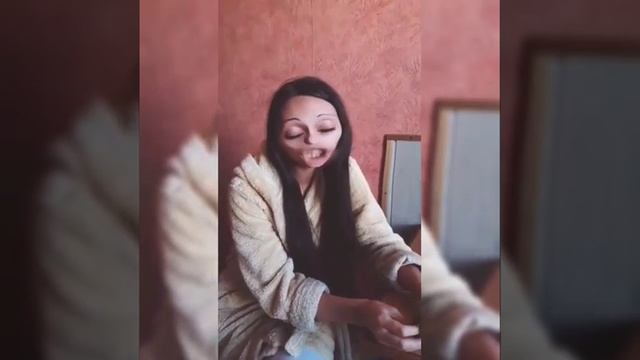 ВАЙН: Когда отпрашиваешься гулять У мамы / У Мужа Мая и Папайя Приколы Вайны Блогеры смотреть онлайн