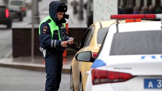 Выбирай ”резину” правильно! ГИБДД начала штрафовать водителей за неправильные шины смотреть онлайн