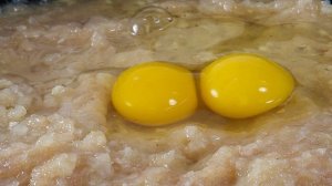Cочные куриные котлеты из грудки