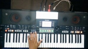 Yamaha  PSR S550B sem sample