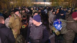 Новый Уренгой проводил в Тюмень первых мобилизованных