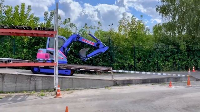 СДАЁМ экзамен на ГУСЕНИЧНОМ ЭКСКАВАТОРЕ категория "Е" смотреть онлайн