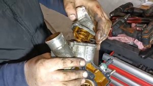 OPEL CORSA, 1.4, gasoline, 2004 Replacement of the water pump of the car engine.