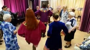 Мастер-класс по русским народным танцам. Как водить хороводы. Как танцевать ковырялочку