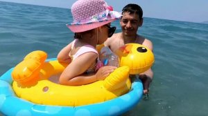 Море в Абхазии НАМНОГО прозрачнее чем в СОЧИ / Отдых в Гагре