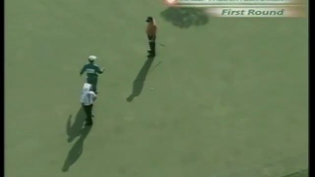 tiger woods drives green on par-4 смотреть онлайн