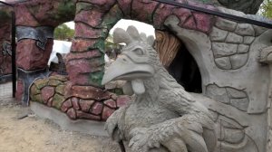 строительство  курятника  из  арт бетона.