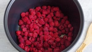 Малиновое варенье в мультиварке