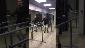 Парная ампутация на уровне бедра.