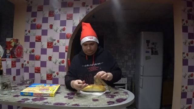 Ночной перекус чизи пицца с ветчиной и грибами 00:47 ночи смотреть онлайн