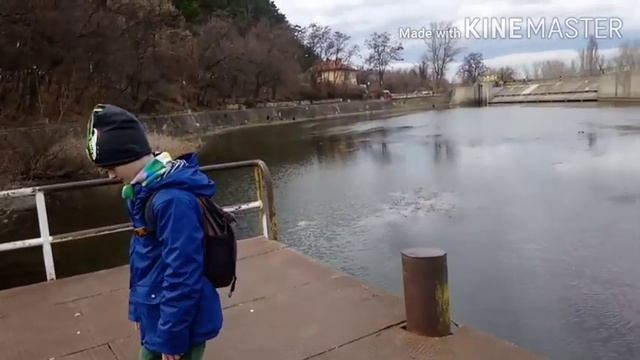 Квартира для папы с огромным балконом София Болгария день 1/ Балканы и еда /снег и горячие источник смотреть онлайн