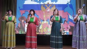 Вокальный ансамбль ИВУШКА. Вьюн над водой. (Русская народная песня).