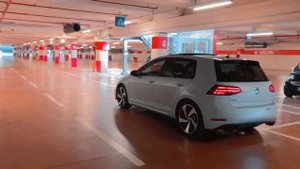 Golf 7.5 GTI DSG launch control and Akrapovic exhaust Sound