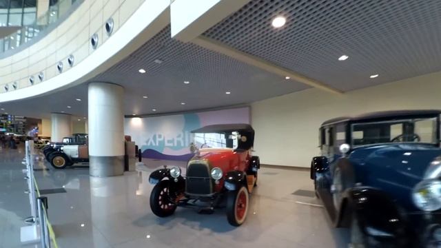 Выставка ретро автомобилей Москва retro car