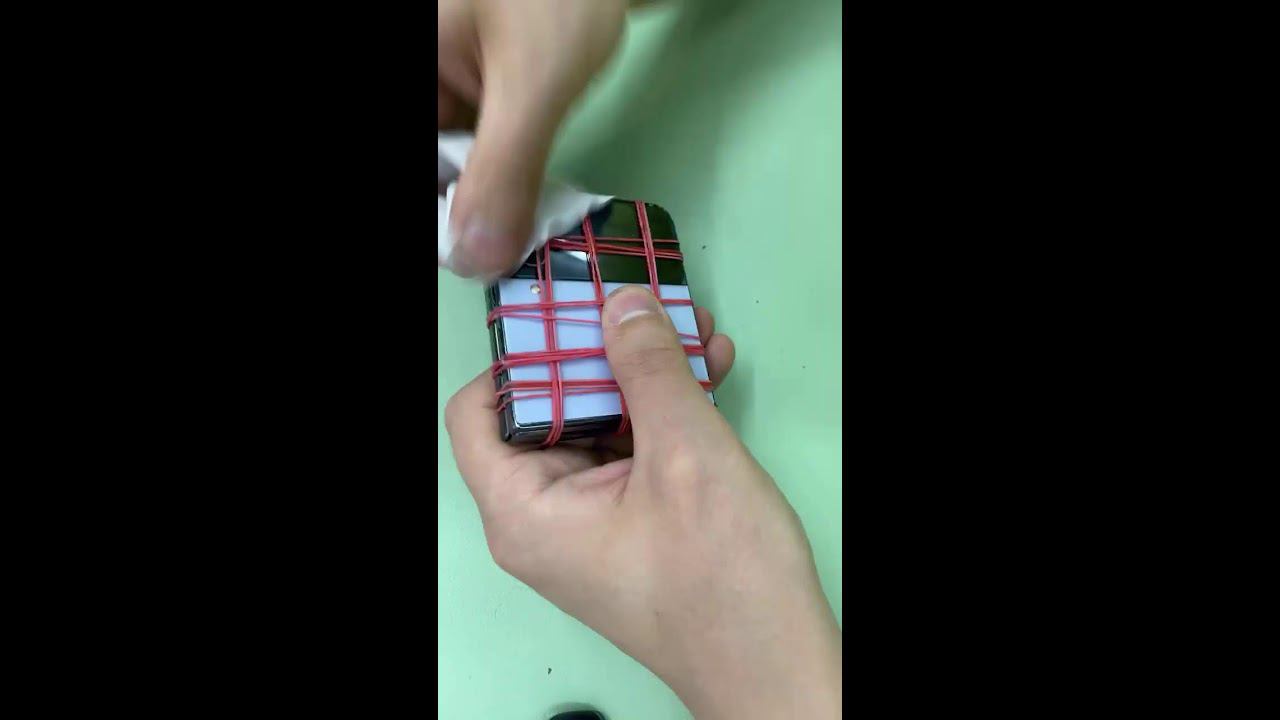 Замена экрана на Samsung Z4Flip смотреть онлайн