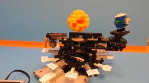 Earth, Moon & Sun LEGO EV3 Planet Orrery