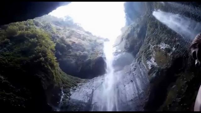Great Madakaripura Waterfall East Java Indonesia смотреть онлайн