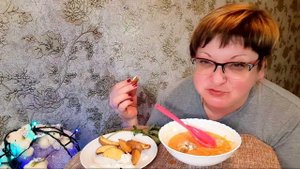 мукбанг/Суп Харчо и картошка по деревенски/суп харчо со свининой,сама сварила,сама жру/обжор/