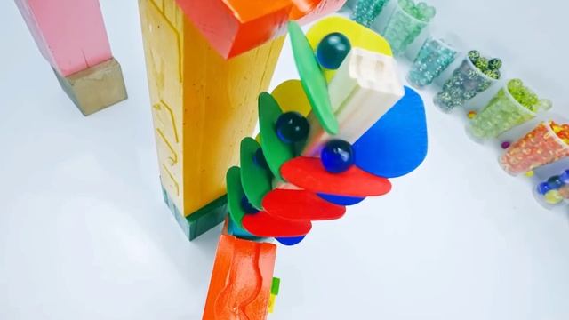 Отвлекающие видео для маленьких детей.