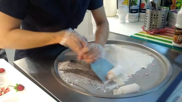 Тайское мороженое (жареное мороженое) смотреть онлайн