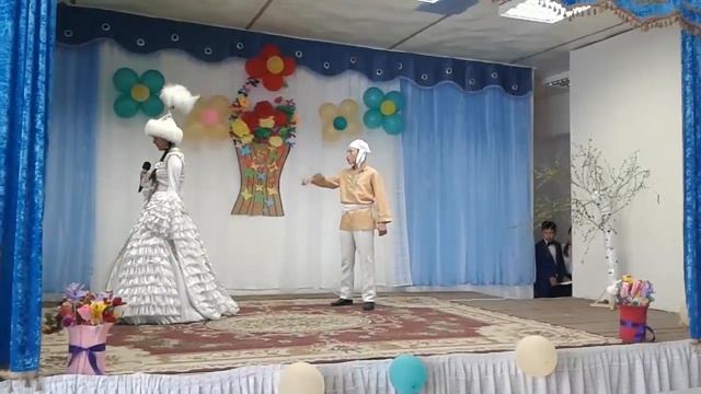 Қыз Жібек пен Төлеген спектакльден көрініс.