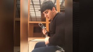 Тамаев качает шею без напарника.(ЧЕЧЕНЕЦ)