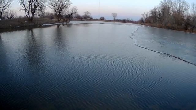Февральская рыбалка на спиннинг с воблерами. Неожиданный добрый гость./February fishing for spinnin