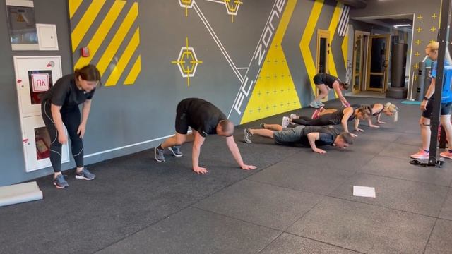 Наши доктора заботятся не только о здоровье наших пациентов ,но и о своем.Клиника "Медцель". Москв смотреть онлайн