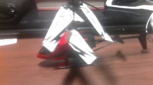 Обзор на вертолёт на пульте управления