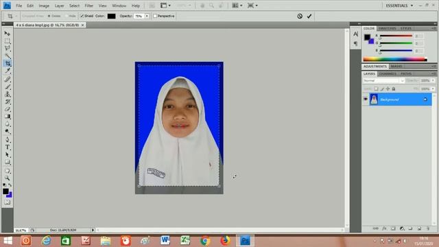 Mudah !! Cara Membuat Ukuran Pas Photo 3 x4 , 4 x 6 Di photoshop CS4 смотреть онлайн