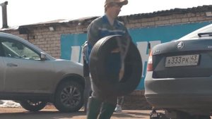 ПРАНК / ПОДСТАВНОЙ РАБОТНИК ШИНОМОНТАЖА / ИГНАТ / ЧЕРНОВ ТВ