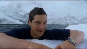 Что делать если провалился под лёд и как выжить в ледяной воде?