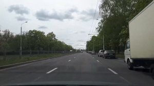 РАЗВОРОТ на знак Объезд препятствия справа
