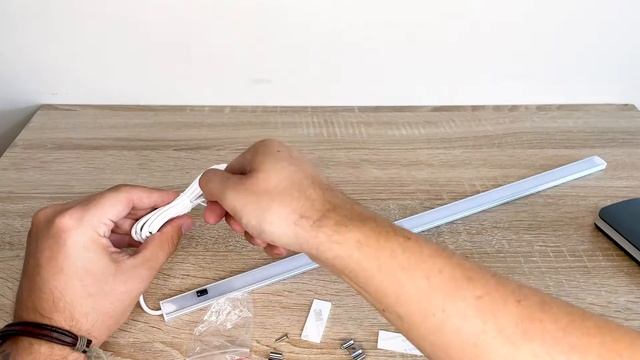 Светодиодный светильник с датчиком движения, подсветка для кухни