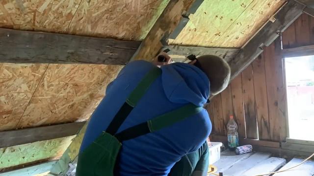 Ремонт дачного домика. Делаем на чердаке спальню лофт. Часть 1