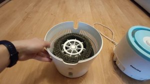 Распаковка - Традиционный увлажнитель воздуха Philips HU4801/01