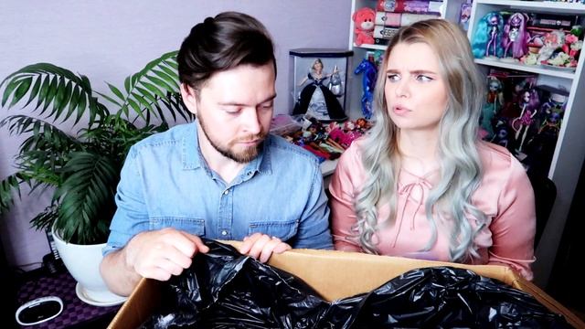 ЗАТАРИЛАСЬ МОНСТРАМИ! Куклы из США ч.1 смотреть онлайн