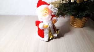 Дед мороз танцует, фигурка 15см