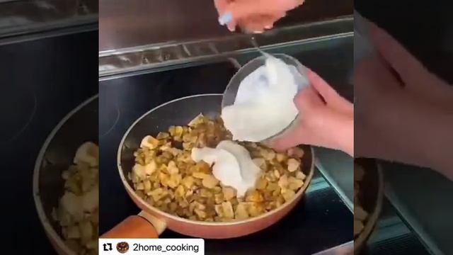 Запечённые тарталетка с курицей и грибами