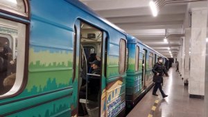 Номерной "30 лет Екатеринбургскому метро" на станции Машиностроителей