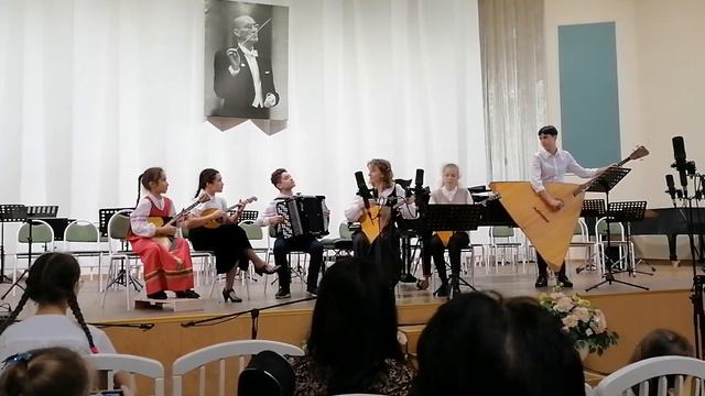 Щедрик та подоляночка, муз. М. Леонтович, Л. Ревуцкий, аранж. А. Лаухин, исп. ансамбль н/и