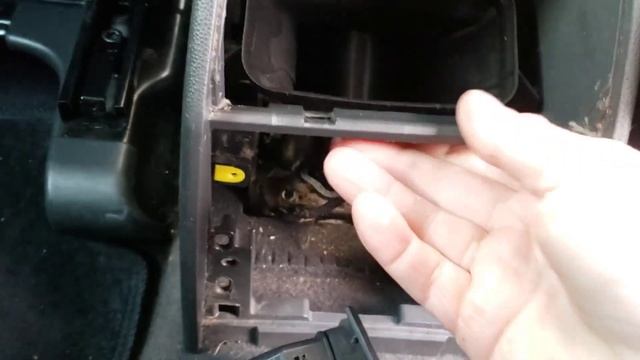 how to remove your centre console in a Vauxhall Zafira B смотреть онлайн