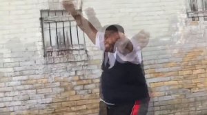 А он тебя целует, говорит что любит - remix