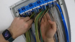 Сборка и подключение щита Hager Volta 60 модулей по месту