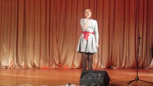 Диана Айсина "Стоят девчонки"