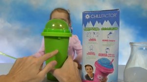 Стакан морозильник Чиллфактор делаем мороженое из клубничного молока Chillfactor